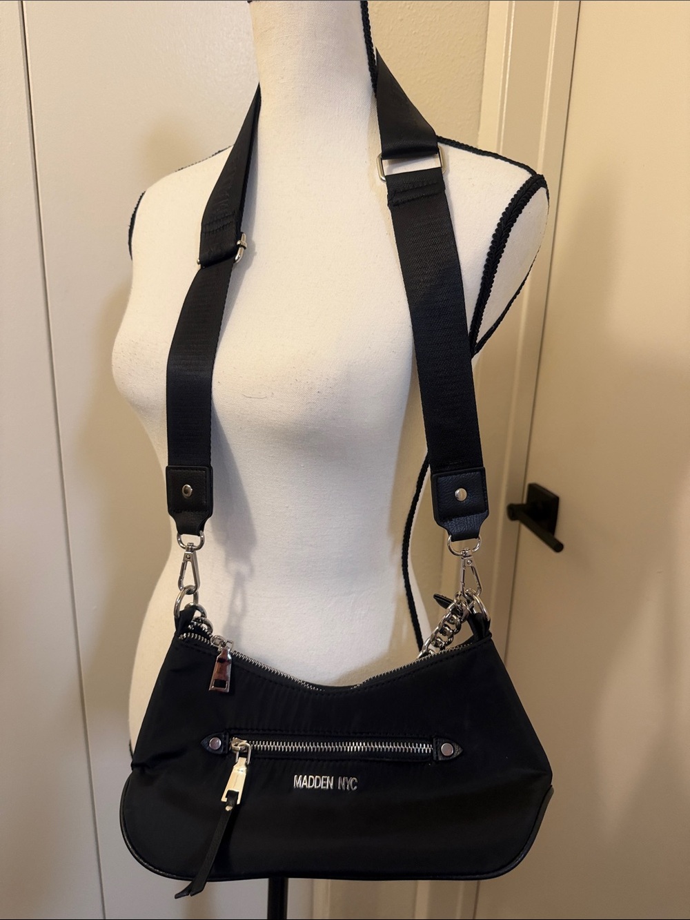 Madden NYC Black Crossbody Shoulder Bag